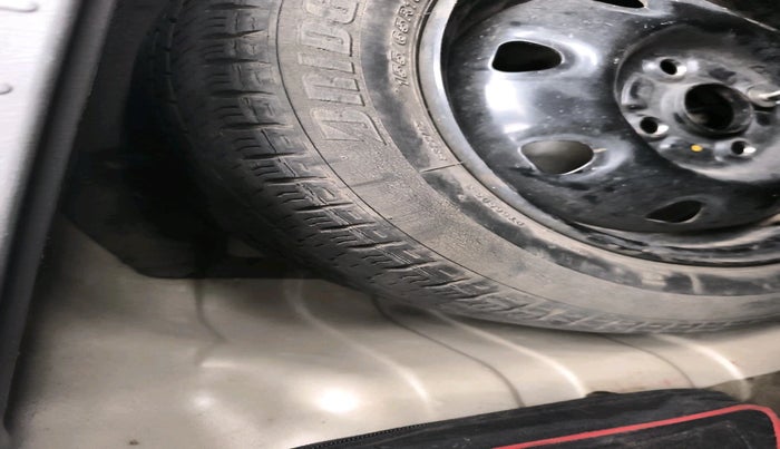 2013 Maruti Alto K10 VXI, Petrol, Manual, 44,240 km, tyre