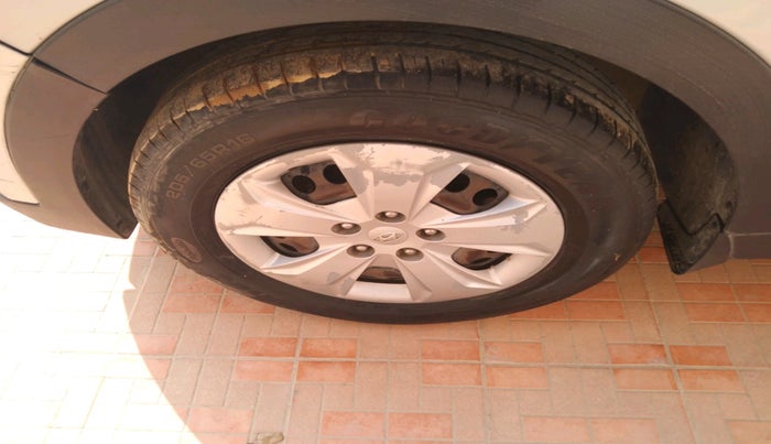 2016 Hyundai Creta S 1.6 PETROL, Petrol, Manual, 89,810 km, tyre