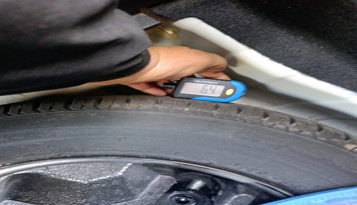 2021 Tata ALTROZ XZ PETROL, Petrol, Manual, 16,603 km, tyre