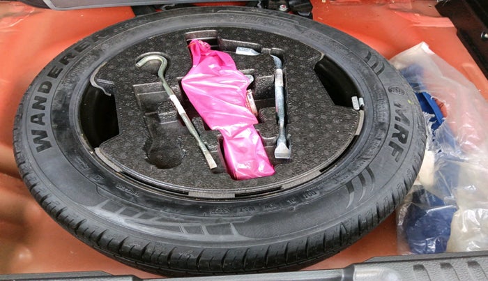 2021 Maruti Vitara Brezza VXI, Petrol, Manual, 41,721 km, tyre