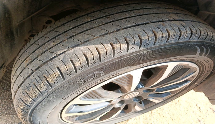 2021 Maruti Vitara Brezza VXI, Petrol, Manual, 41,721 km, tyre