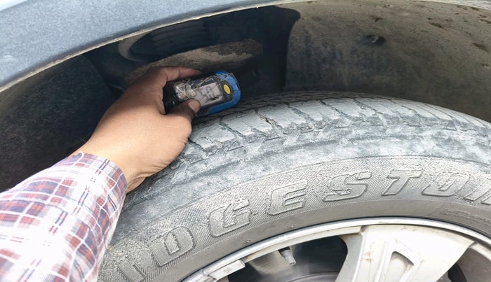 2014 Mahindra XUV500 W8, Diesel, Manual, 86,143 km, tyre