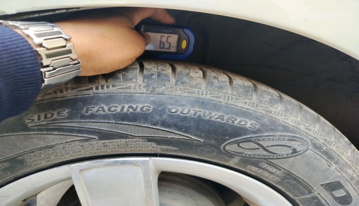 2012 Hyundai i20 SPORTZ 1.2, Petrol, Manual, 79,116 km, tyre