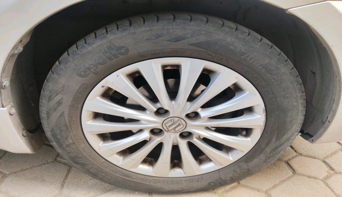 2017 Maruti Ciaz ZETA DIESEL 1.3, Diesel, Manual, 95,767 km, tyre