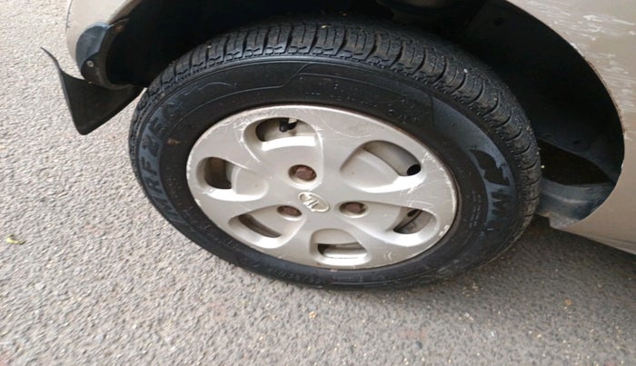 2012 Tata Nano LX, Petrol, Manual, 36,142 km, tyre