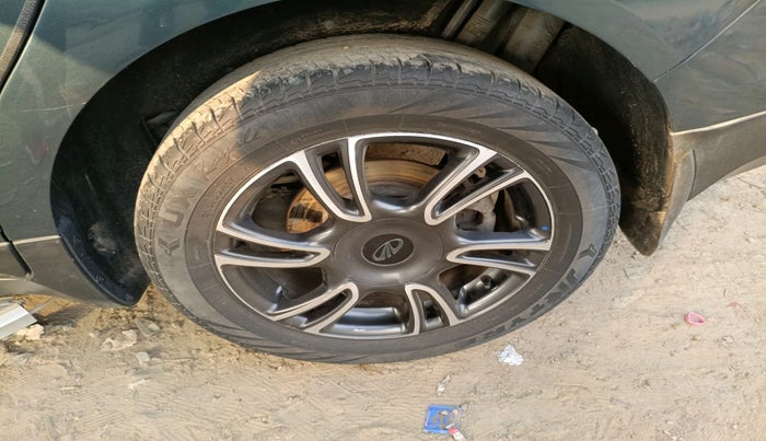 2019 Mahindra MARAZZO M8 7 STR, Diesel, Manual, 47,420 km, tyre