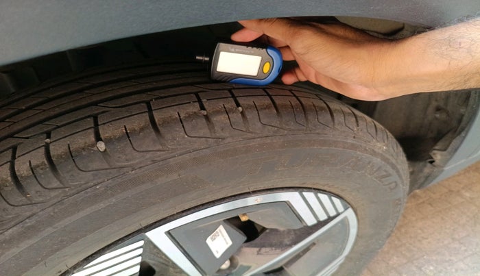 2024 Tata NEXON CREATIVE+ SUNROOF AMT 1.2 PETROL, Petrol, Automatic, 2,100 km, tyre