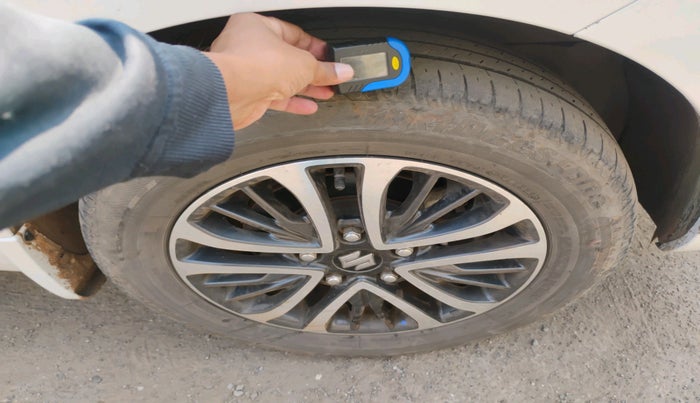 2023 Maruti Ertiga ZXI (O) CNG, Petrol, Manual, 78,448 km, tyre