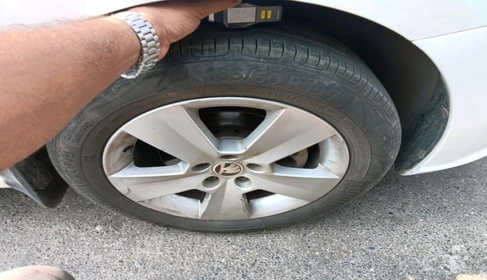 2018 Skoda Rapid AMBITION 1.6 MPI AT, Petrol, Automatic, 65,300 km, tyre