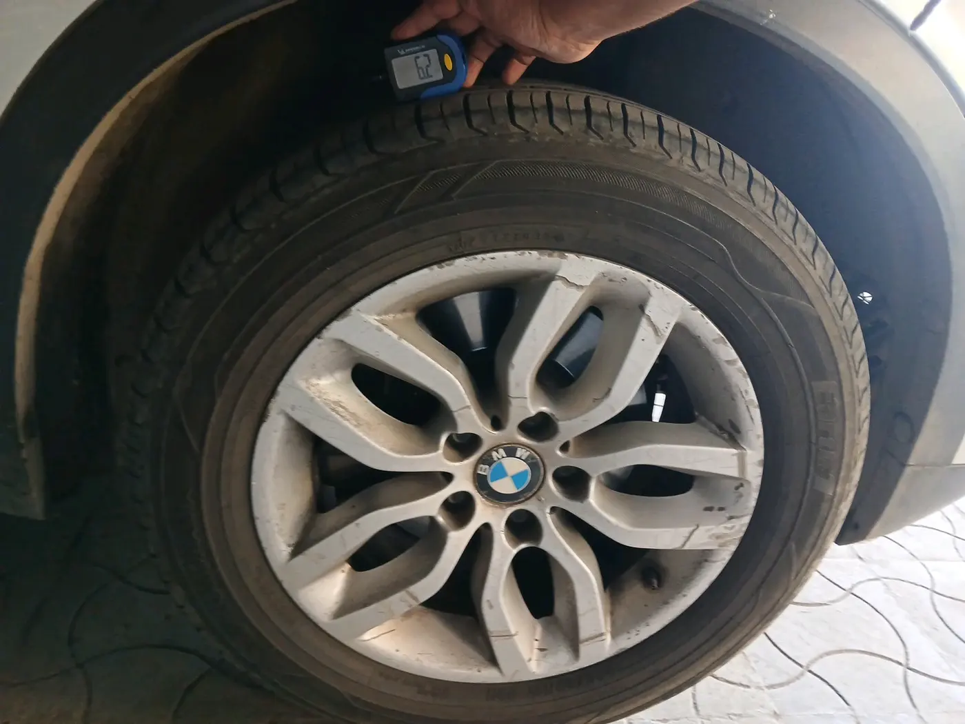 2013 BMW X3 XDRIVE 20D, Diesel, Automatic, 1,29,000 km, tyre