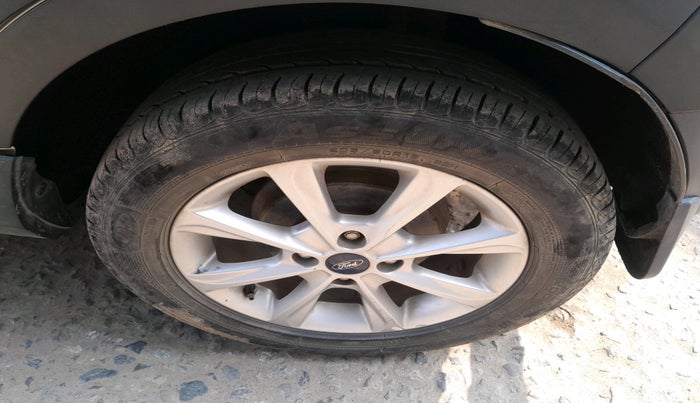 2018 Ford Ecosport TITANIUM 1.5L PETROL, Petrol, Manual, 32,373 km, tyre