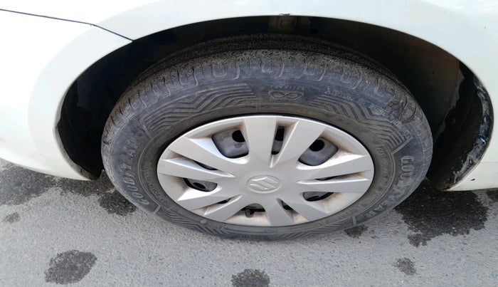 2014 Maruti Swift Dzire VXI, Petrol, Manual, 1,09,779 km, tyre