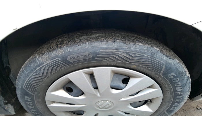 2014 Maruti Swift Dzire VXI, Petrol, Manual, 1,09,779 km, tyre