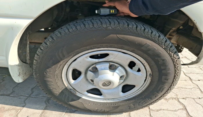 2012 Tata Safari 4X2 EX DICOR 2.2 VTT, Diesel, Manual, 95,186 km, tyre