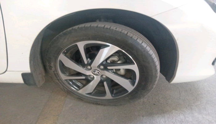 2023 Toyota Glanza G AMT, Petrol, Automatic, 15,730 km, tyre