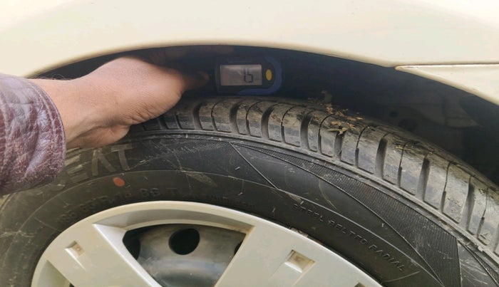 2010 Chevrolet Aveo LS 1.4, Petrol, Manual, 19,817 km, tyre