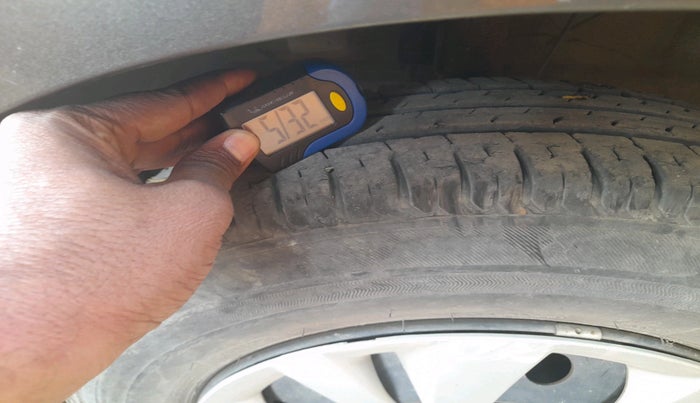 2020 Maruti Swift VXI, Petrol, Manual, 11,849 km, tyre