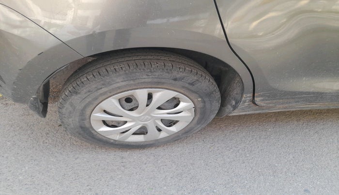 2020 Maruti Swift VXI, Petrol, Manual, 11,849 km, tyre