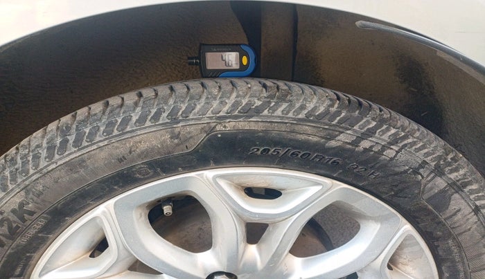 2017 Ford Ecosport TITANIUM 1.5L DIESEL, Diesel, Manual, 1,12,973 km, tyre