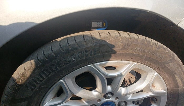 2017 Ford Ecosport TITANIUM 1.5L DIESEL, Diesel, Manual, 1,12,973 km, tyre