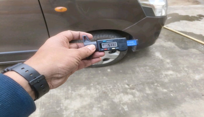 2017 Maruti Wagon R 1.0 VXI, Petrol, Manual, 47,865 km, tyre