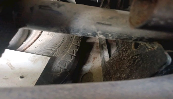 2014 Maruti Wagon R 1.0 LXI CNG, Petrol, Manual, 67,225 km, tyre