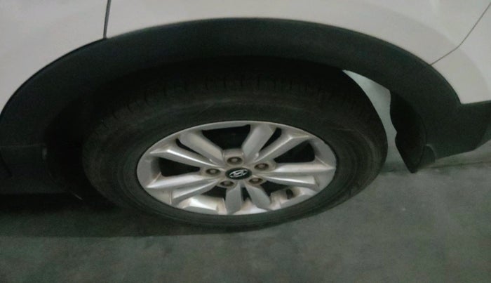 2016 Hyundai Creta SX PLUS 1.6 DIESEL, Diesel, Manual, 86,353 km, tyre