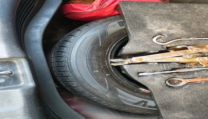 2016 Honda Jazz 1.2L I-VTEC SV, Petrol, Manual, 95,761 km, tyre