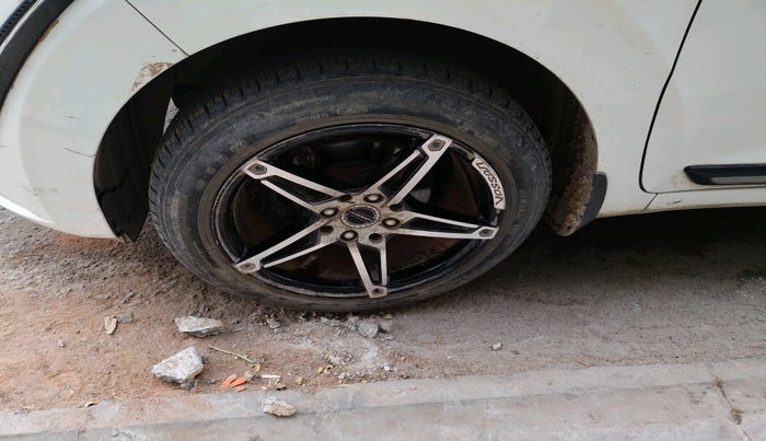 2022 Hyundai AURA S 1.2 AMT, Petrol, Automatic, 27,444 km, tyre