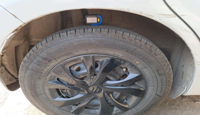 2020 Maruti Swift LXI, Petrol, Manual, 99,434 km, tyre