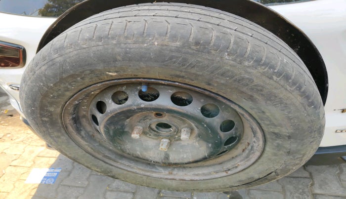 2016 Ford Ecosport TREND 1.5L DIESEL, Diesel, Manual, 85,000 km, tyre