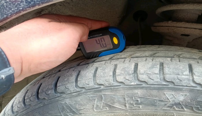 2018 Maruti Wagon R 1.0 VXI AMT, Petrol, Automatic, 29,804 km, tyre