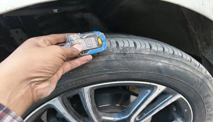 2020 Mahindra MARAZZO M 6 + 7 STR, Diesel, Manual, 85,141 km, tyre