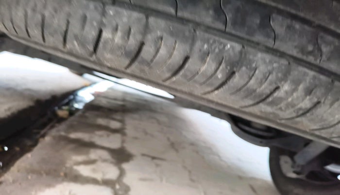 2020 Mahindra MARAZZO M 6 + 7 STR, Diesel, Manual, 85,141 km, tyre