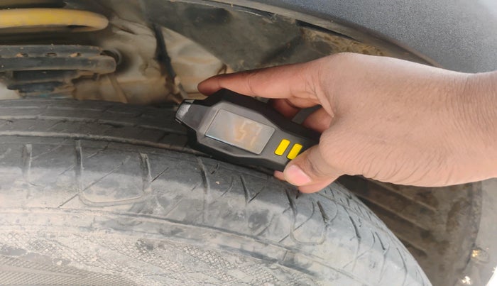 2024 Mahindra XUV 3XO MX1 1.2 L TCMPFi, Petrol, Manual, 12,928 km, tyre