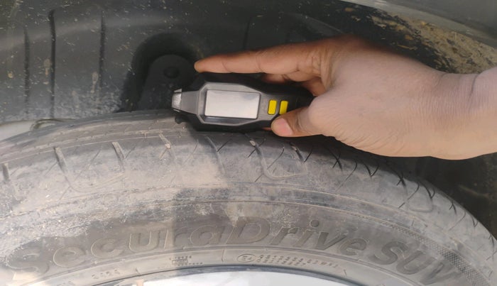 2024 Mahindra XUV 3XO MX1 1.2 L TCMPFi, Petrol, Manual, 12,928 km, tyre