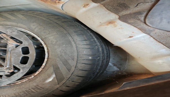 2010 Hyundai i10 MAGNA 1.2, Petrol, Manual, 85,305 km, tyre