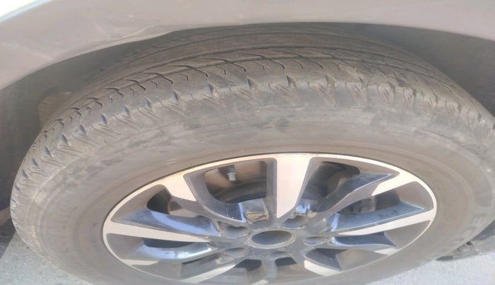 2020 Mahindra XUV500 W11, Diesel, Manual, 65,308 km, tyre