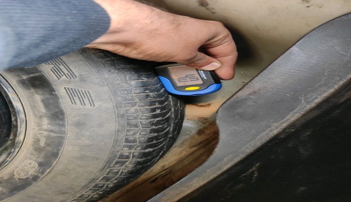 2012 Maruti Swift Dzire VDI, Diesel, Manual, 1,36,701 km, tyre