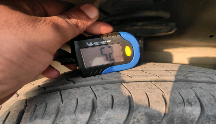 2012 Maruti Swift Dzire VDI, Diesel, Manual, 1,36,701 km, tyre