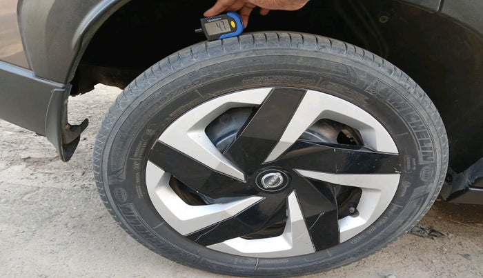 2021 Nissan MAGNITE XL, Petrol, Manual, 19,126 km, tyre