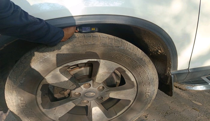 2018 Mahindra ALTURAS G4 4WD AT, Diesel, Automatic, 1,25,101 km, tyre