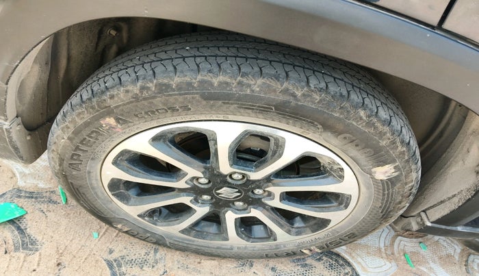 2022 Maruti Grand Vitara ALPHA SMART HYBRID ALLGRIP, Petrol, Manual, 57,270 km, tyre