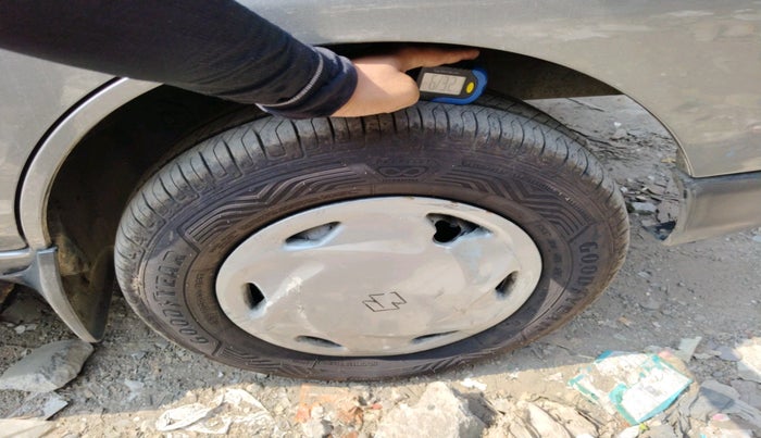 2021 Maruti Eeco 5 STR AC CNG, Petrol, Manual, 49,767 km, tyre