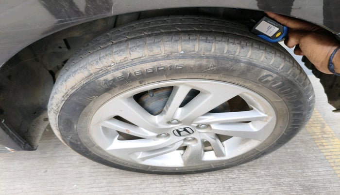 2018 Honda Jazz 1.2L I-VTEC V, Petrol, Manual, 28,185 km, tyre