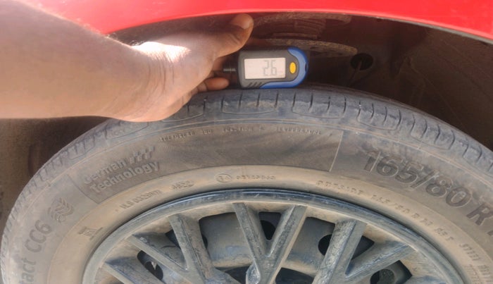 2018 Maruti Swift VXI AMT, Petrol, Automatic, 93,772 km, tyre