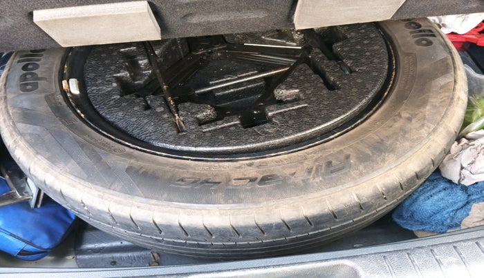 2017 Hyundai Creta SX PLUS AT 1.6 PETROL, Petrol, Automatic, 69,916 km, tyre