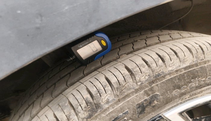 2024 KIA SONET HTK (O) 1.2 Petrol MT, Petrol, Manual, 7,405 km, tyre