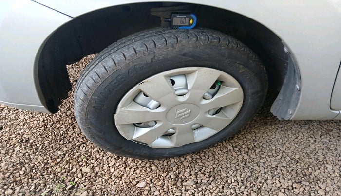 2012 Maruti Wagon R 1.0 LXI, Petrol, Manual, 44,444 km, tyre