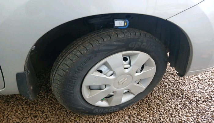 2012 Maruti Wagon R 1.0 LXI, Petrol, Manual, 44,444 km, tyre